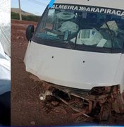 Motorista de van fica ferido ao sofrer acidente na AL-115 em Igaci