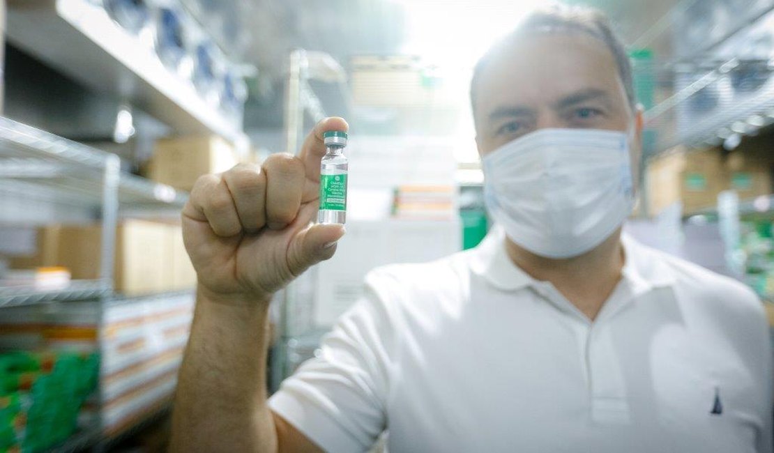 Vacinação com imunizante de Oxford começa quarta-feira; entenda diferença