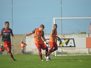 CRB retorna aos treinos pensando no Oeste-SP