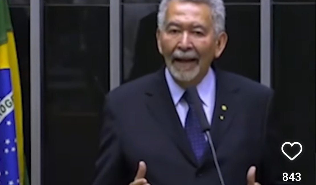 Paulão usa tribuna da Câmara para fazer discurso com tom de campanha à Prefeitura de Maceió