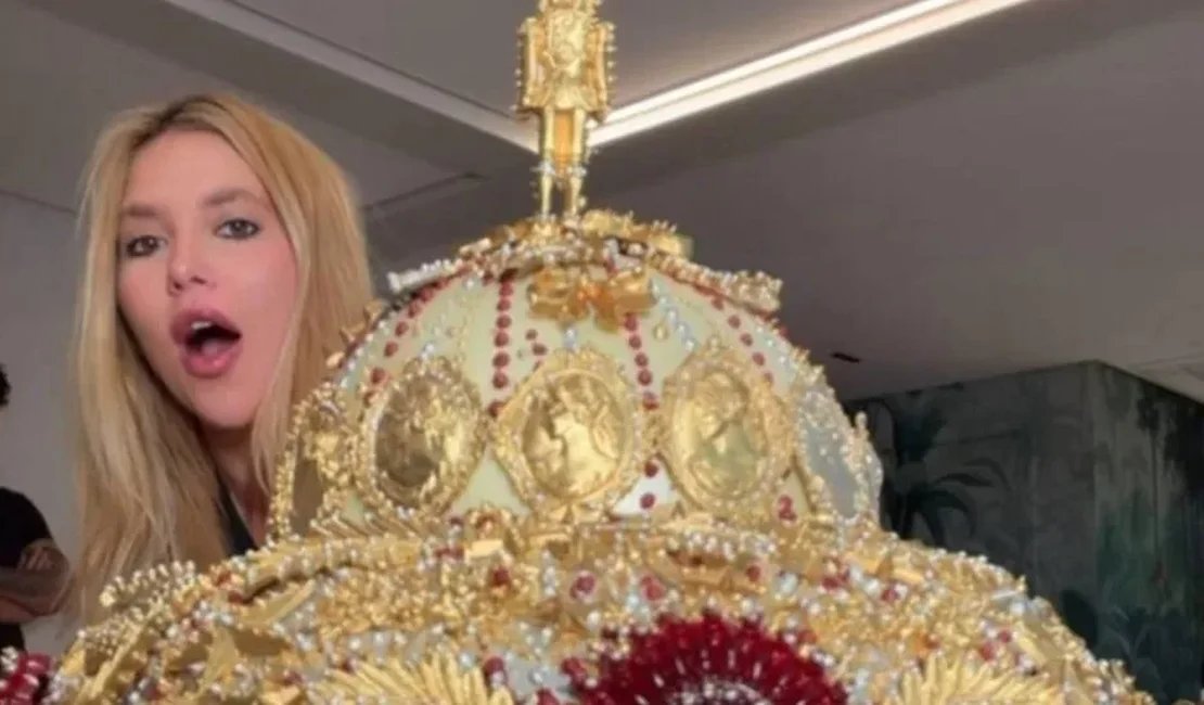 Virginia Fonseca exibe nas redes chocotone de R$ 5 mil