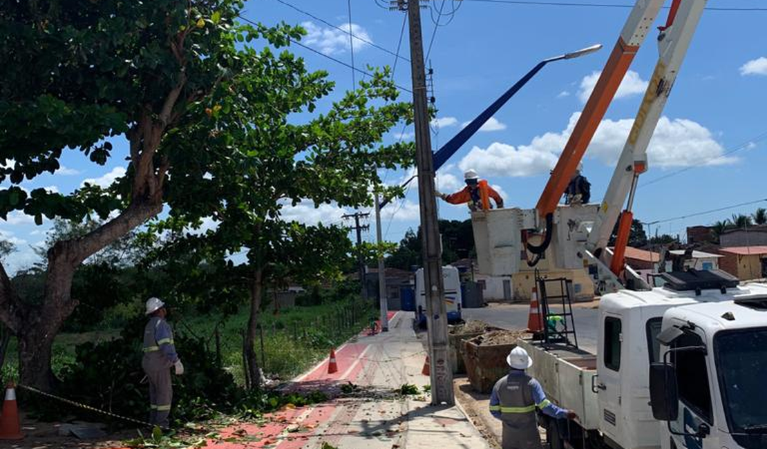 Equatorial leva serviços e orientações para moradores da parte alta de Maceió