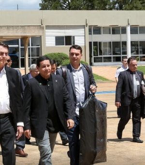 Durante visita, Bolsonaro promete fortalecer parceria com Israel