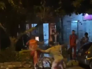 Torcedores de organizadas protagonizam briga no bairro do Trapiche