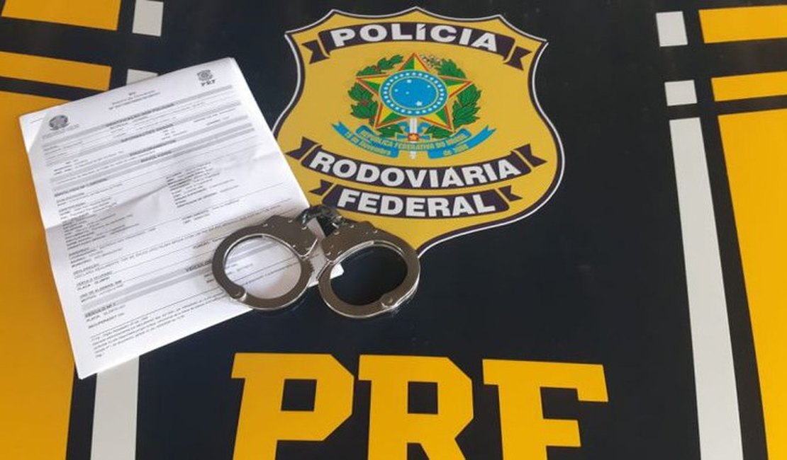 PRF prende homem com mandado de prisão por homicídio, em União dos Palmares