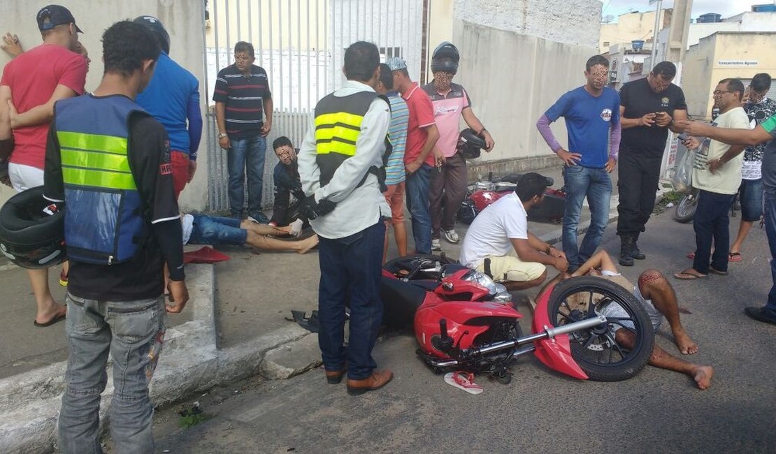 [Vídeo] Colisão entre motocicletas deixa três pessoas feridas no Agreste