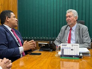 Deputado Paulão anuncia a liberação de recursos para Palmeira dos Índios