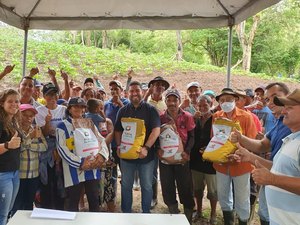 Viçosa e Sebrae/AL firmam parceria para fortalecer a bovinocultura de leite