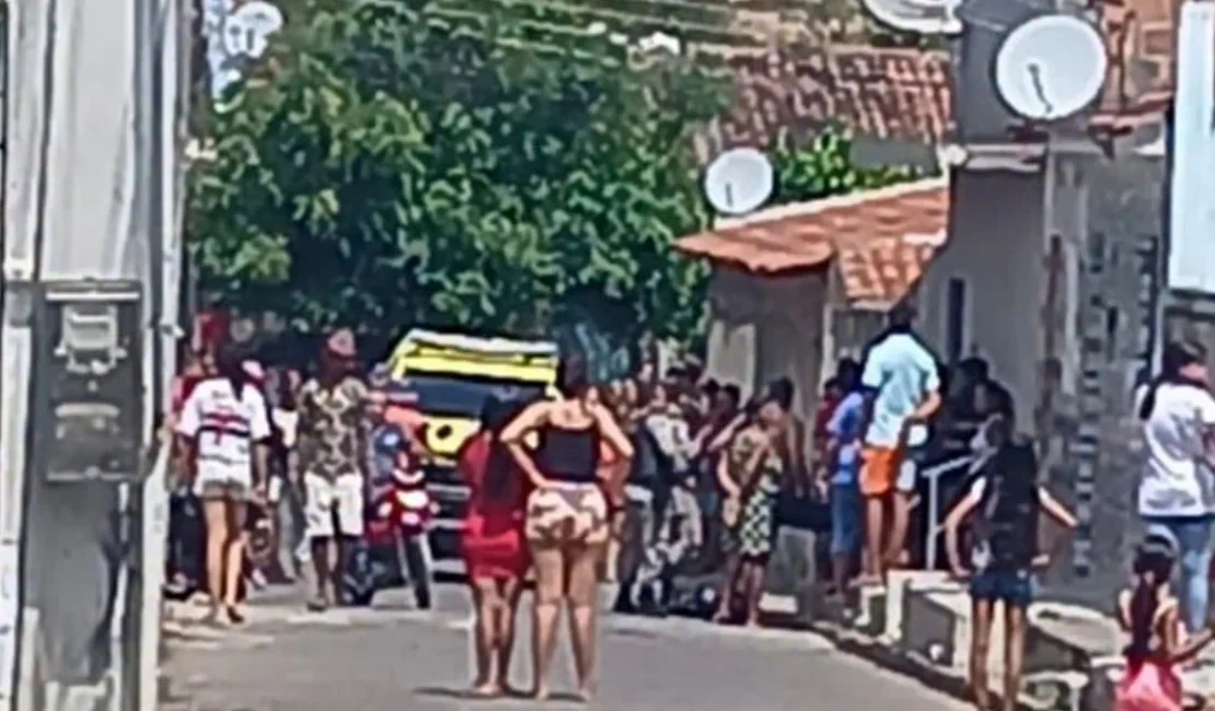 Homem é assassinado a tiros em plena luz do dia no município de Pão de Açúcar