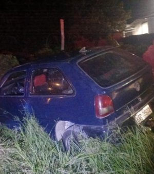 Condutor é preso por embriaguez após colisão contra muro na Cidade Universitária