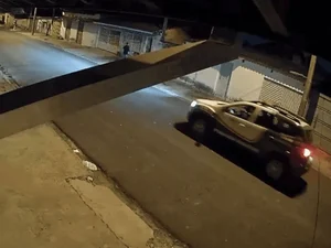 Pai embriagado sequestra bebê de 2 meses e foge da polícia