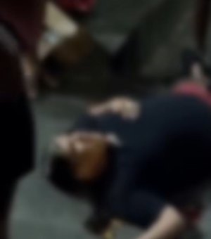 Jovem com passagens por tráfico é baleado com cinco tiros no bairro Jacininho, em Maceió