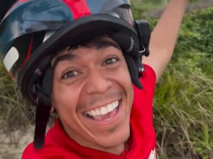 Torcedor do Vila Nova percorre mais de 2 mil km de moto para jogo em Maceió