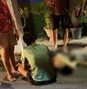 Homem morre e irmã fica ferida após moto bater em poste no Jacintinho