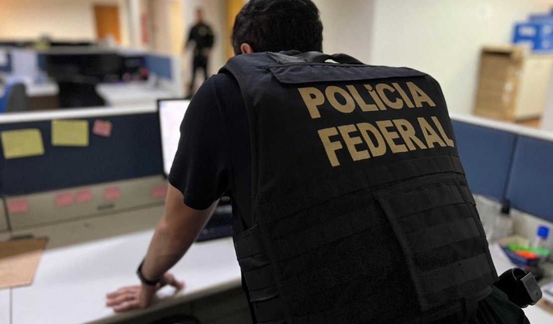 Polícia Federal combate fraudes em concursos e cumpre mandados em Alagoas