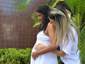 Mulheres fazem caminho de volta e apostam no parto normal