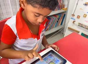 Penedo acelera na educação inclusiva com tecnologia e inovação