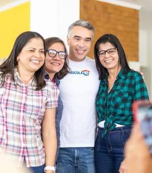 Piso do magistério é aprovado e Rafael Brito conquista ampliação do benefício para professores temporários