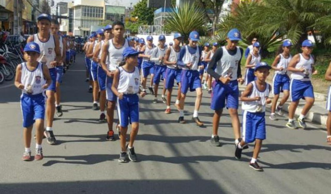 BPM de Arapiraca promove corridão do Pelotão Mirim em homenagem ao Dia das Crianças