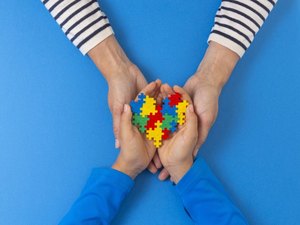 Famílias que possuem membros com Autismo podem ser contempladas com a Tarifa Social