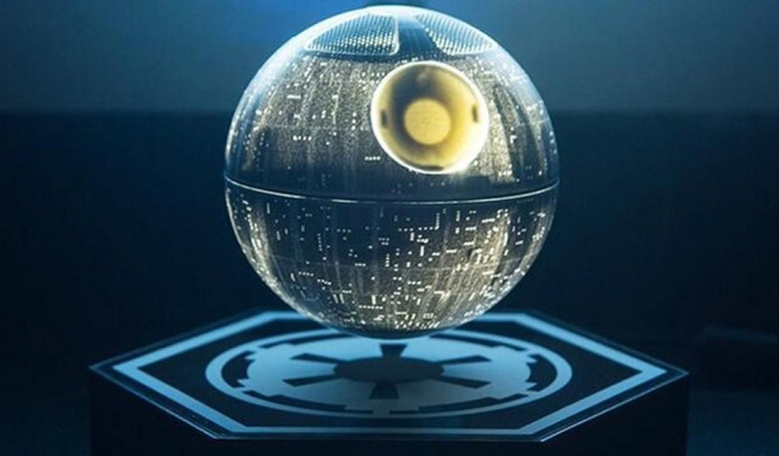 Uma pequena Estrela da Morte flutuante que também pode ser sua caixa de som