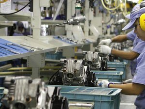 PIB brasileiro encolhe 1,5% no 1º trimestre impactado pela Covid-19