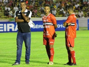 Capitão detona 'campo minado' no River do Piauí