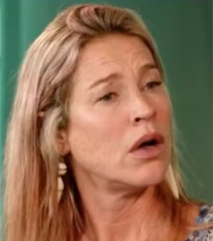 Luana Piovani volta a cobrar Pedro Scooby com reflexão: 'Dois meses tentando matar piolho'