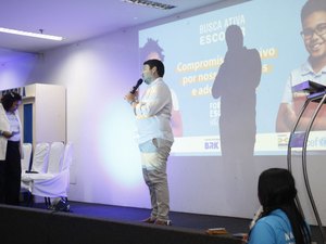 Secretário de Educação participa de Encontro da Busca Ativa Escolar