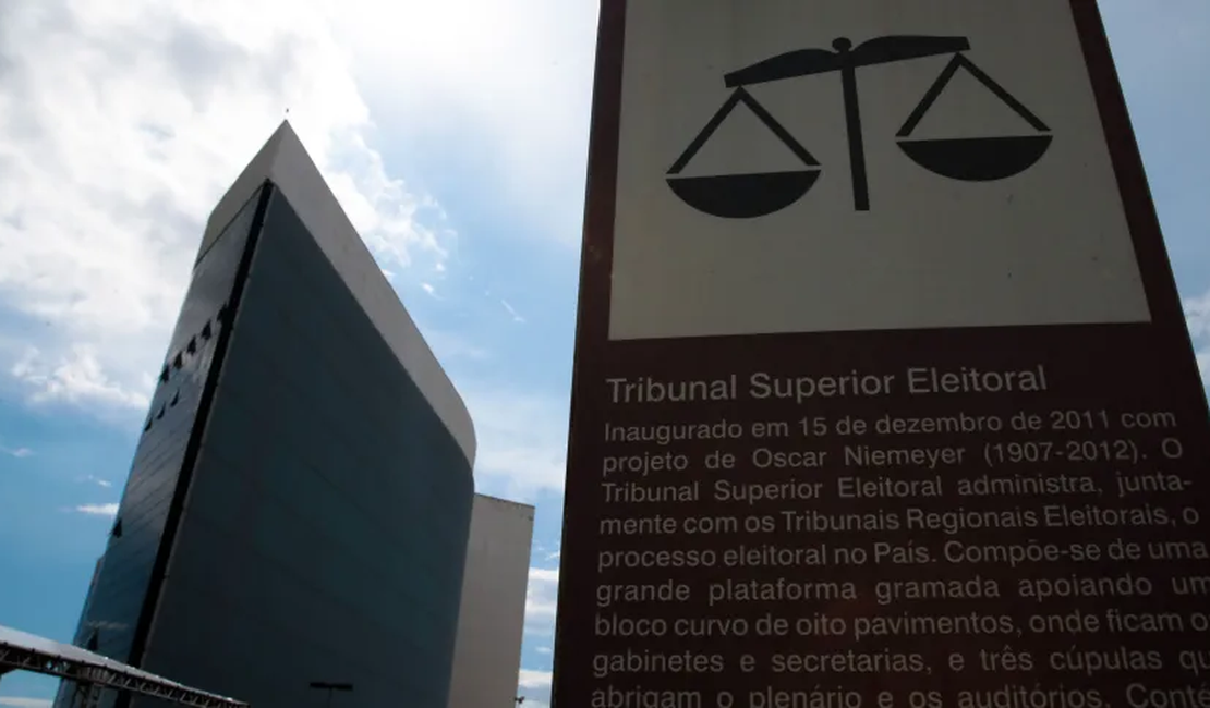 Lula indica advogada negra para o cargo de ministra substituta do TSE