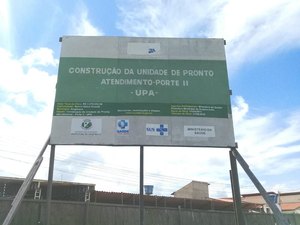Construtora reduz efetivo e obra de UPA de Arapiraca fica comprometida 