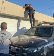 Polícia cumpre mandados contra suspeitos de tráfico e lavagem de dinheiro em Delmiro Gouveia