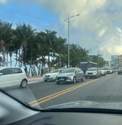 [Vídeo] G20: trânsito na orla de Maceió apresenta congestionamento nesta sexta (13)