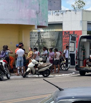 Colisão entre carro e moto deixa duas pessoas feridas em Delmiro Gouveia