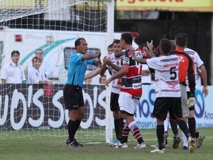 Baiano apita partida entre Botafogo-PB e ASA pela série C