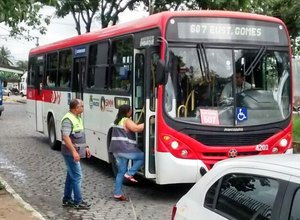 Veja como denunciar irregularidades no transporte público