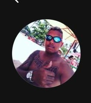Jovem é assassinado com treze tiros na cabeça no bairro da Jatiúca 