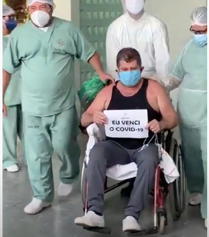 [Vídeo] Técnico de enfermagem vence o Covid-19 e recebe alta sob aplausos em Palmeira