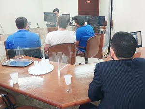 Justiça mantém prisão de um dos turistas em cruzeiro com dinheiro falso