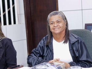 Tia Júlia se reúne com equipe para alinhar preparativos para o Festival de Inverno e as comemorações dos 136 anos de Palmeira