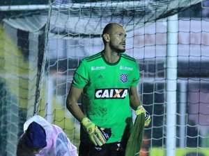 Figueirense é surpreendido, goleiro dá piti e Náutico perde outra