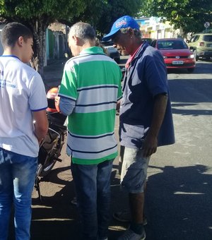 Motos colidem frontalmente e deixa dois feridos, em Arapiraca