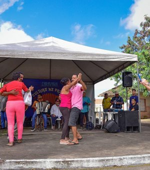 1ª Edição da Caravana Cultura na Praça leva forró e serviços para a Feira da Fumageira