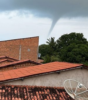 [Vídeo] Meteorologista da Semarh explica fenômeno ocorrido em Coruripe na última sexta (23)