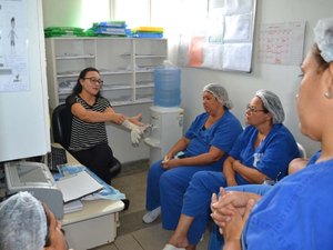 De forma preventiva, Hospital Helvio Auto treina servidores para receber casos suspeitos de coronavírus