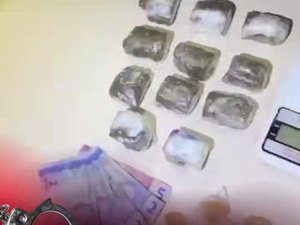 Homem é preso por agredir esposa e tráfico de drogas em Matriz de Camaragibe