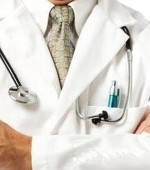 Profissionais médicos abandonam cooperativas