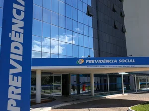 INSS paga segunda parcela do 13º a aposentados e pensionistas
