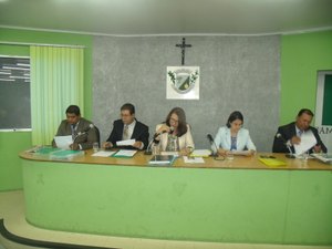 Presidente da Câmara de Arapiraca pede cópia da gravação da entrevista da secretária de educação e diz que segunda-feira (03) anuncia medidas cabíveis