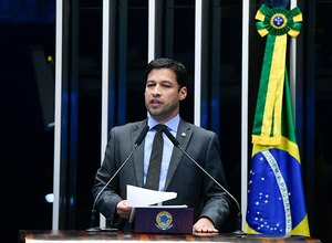 Cunha realiza audiência para debater estímulo à fabricação e compra de veículos elétricos no Brasil